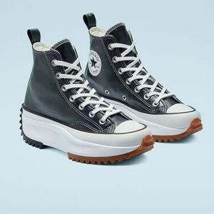 Converse Black Leather Run Star Hike sneakers!